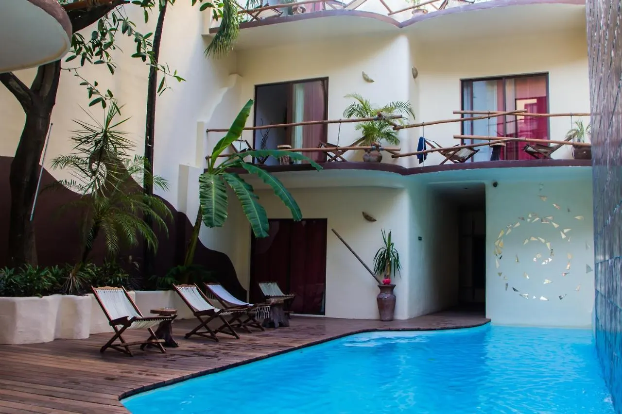 Hotel Kinbe - Few Steps From 5Th Avenue And The Beach Playa del Carmen 4*,  Mexico