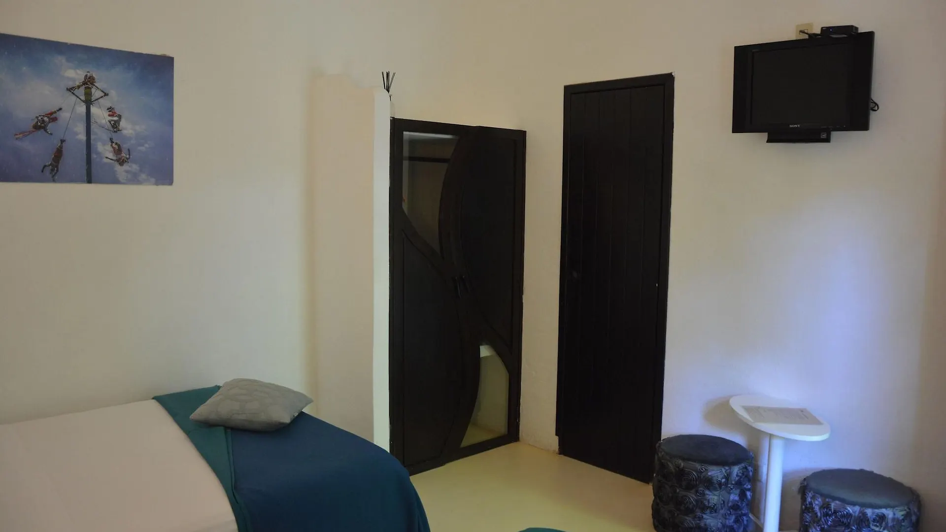 Hotel Kinbe - Few Steps From 5Th Avenue And The Beach Playa del Carmen