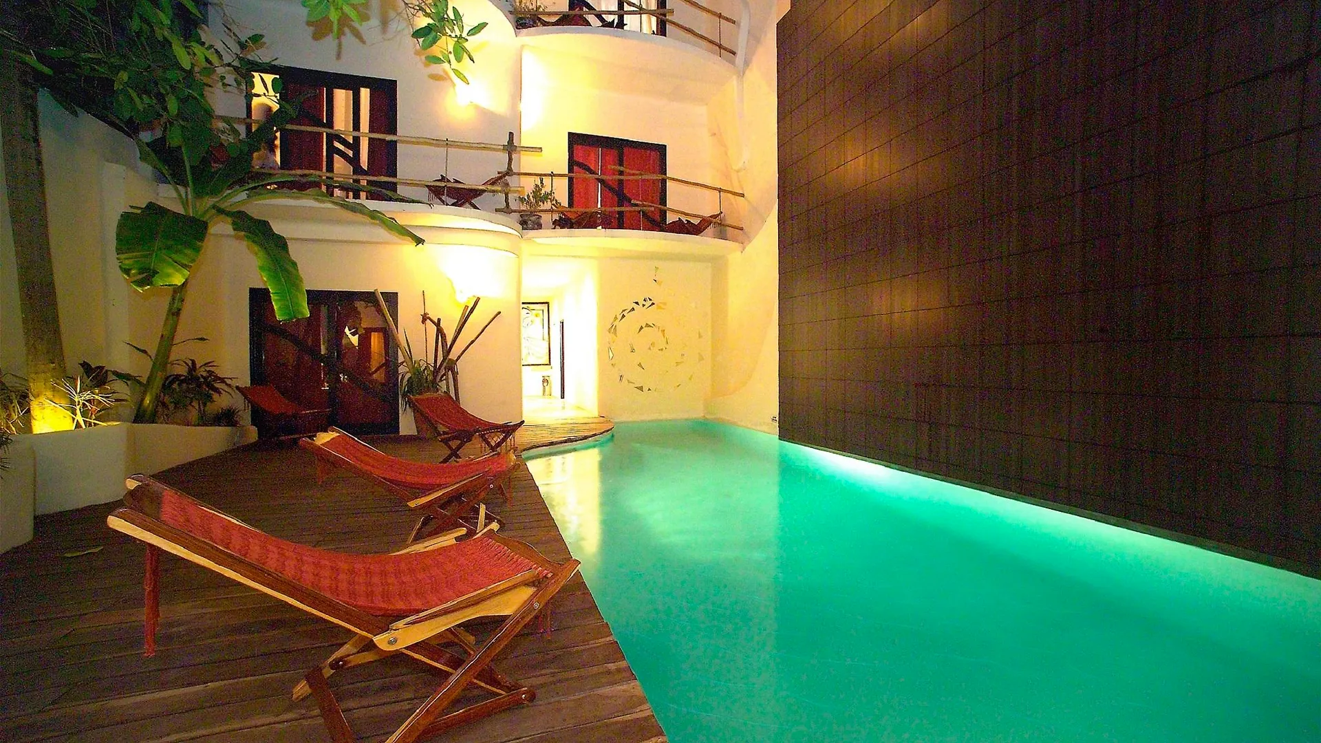 Hotel Kinbe - Few Steps From 5Th Avenue And The Beach Playa del Carmen