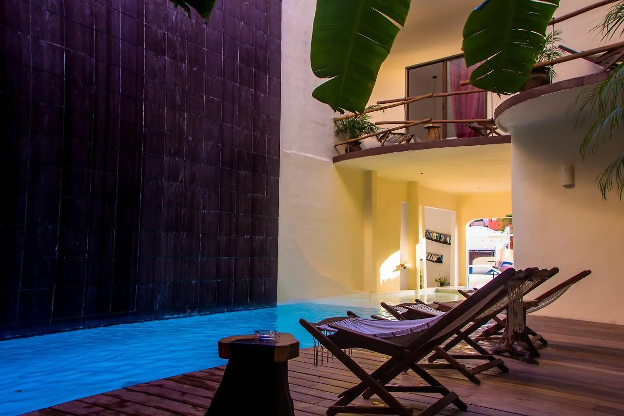 Hotel Kinbe Playa del Carmen