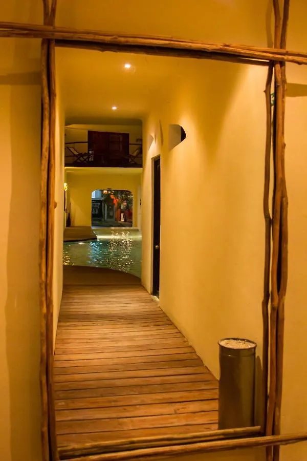 Hotel Kinbe - Few Steps From 5Th Avenue And The Beach Playa del Carmen Mexico
