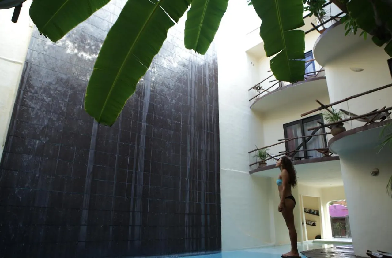Hotel Kinbe - Few Steps From 5Th Avenue And The Beach Playa del Carmen
