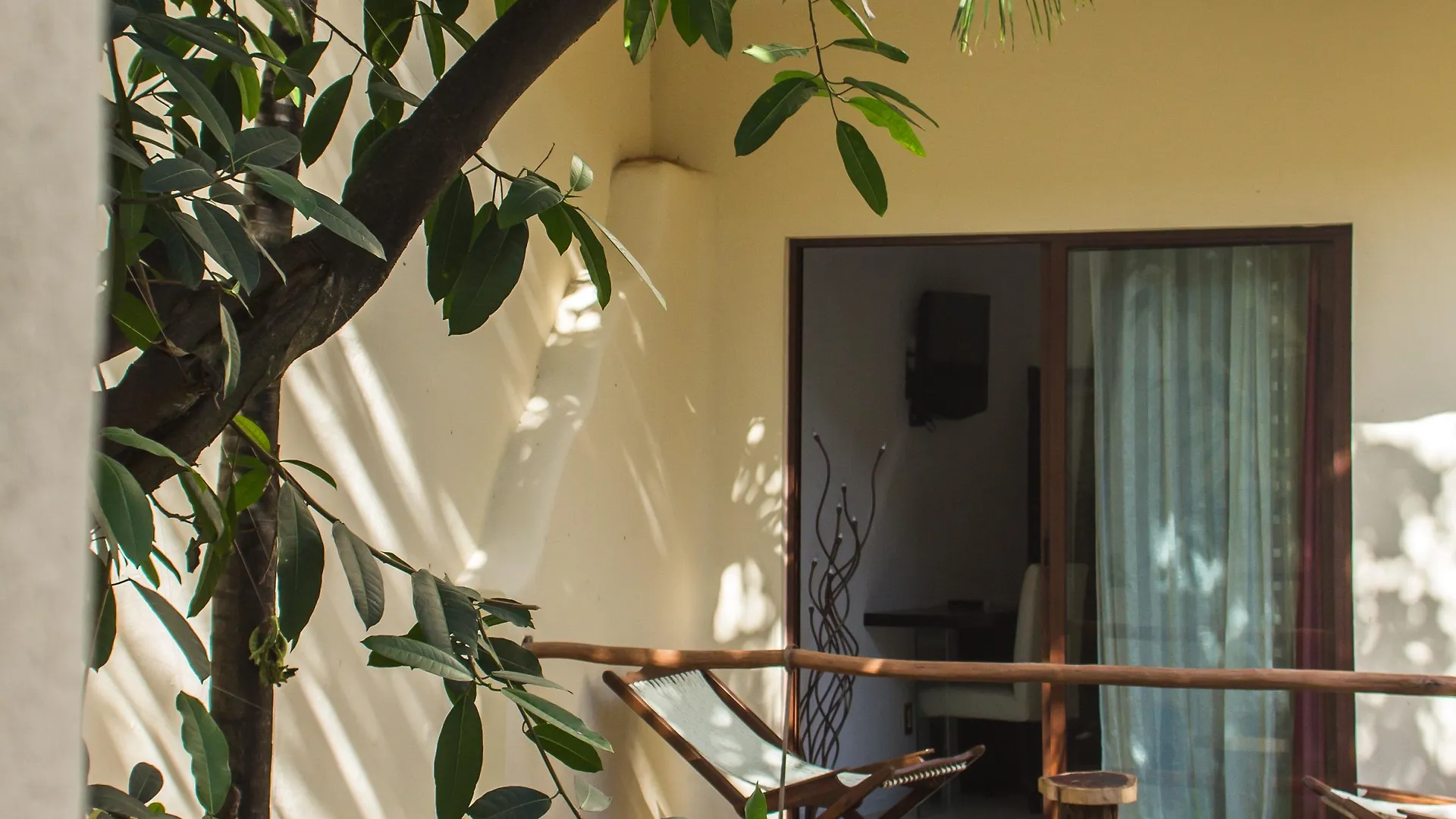 Hotel Kinbe - Few Steps From 5Th Avenue And The Beach Playa del Carmen Mexico